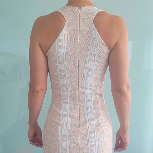 Anne Fernandes Dress. - Picture 3 of 8